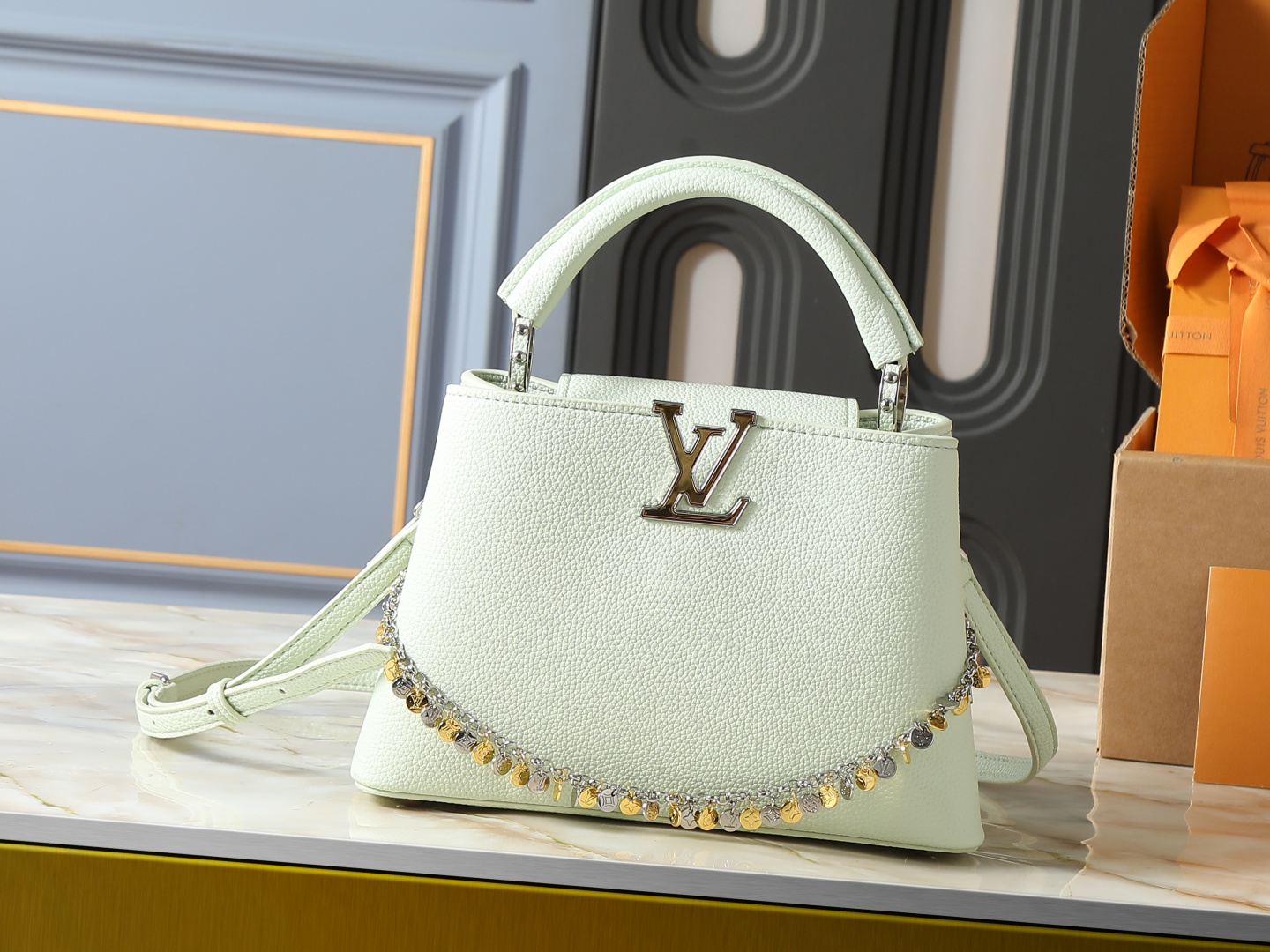 LV Classic Handbag Monogram Canvas Model M24728 Street Style